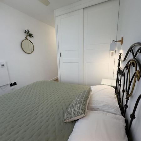 La Tortuga I, Encantador Apartamento Con Garaje En Primera Linea De Playa Tarifa Esterno foto